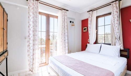 Basic Double Room, 1 Queen Bed, Sea View
