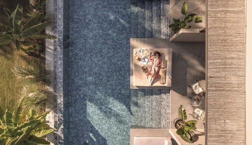 Signature Room, Pool Access, Poolside