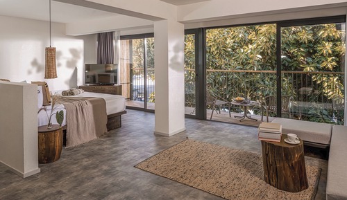 Deluxe Suite, Garden View