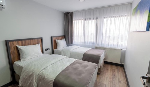 Condo 2+1 ODA (702)