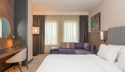 Standard Room, 1 King Bed