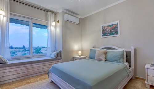 Deluxe Room, Jetted Tub, Sea View