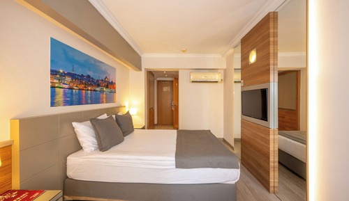 Standard Double or Twin Room