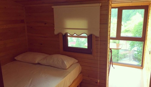 Double Room, Mountain View