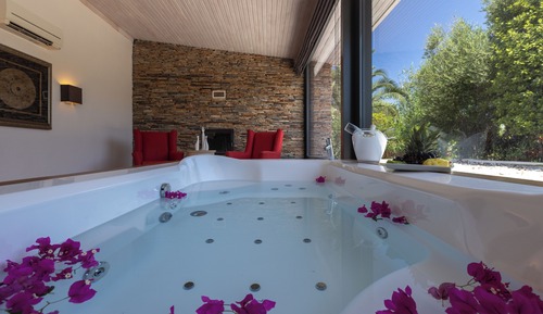 MANOLYA MOONLIGHT SUITE