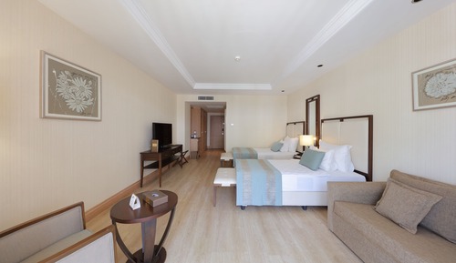 Deluxe Room, Side Sea
