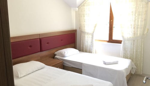 Apartment, 2 Bedrooms, Terrace