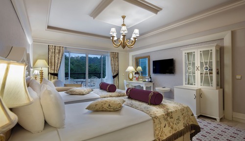 Deluxe Room Land View with Two Children