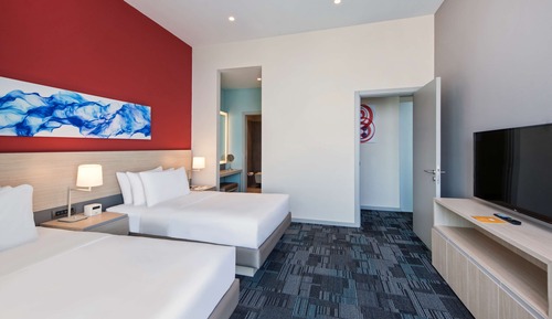 Suite, 1 Bedroom (2 Twin & 1 Sofa Bed)