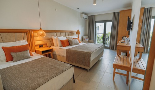 SUPERIOR COMFORT ROOM