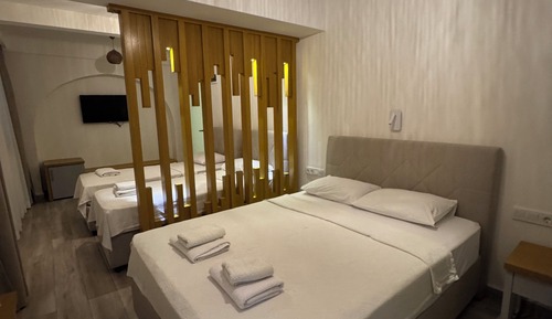 Comfort Quadruple Room, Corner