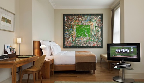 Deluxe Suite