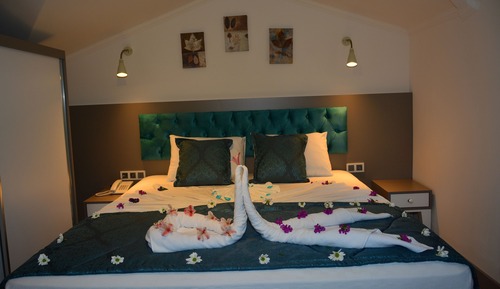 Comfort Room, Mountain View