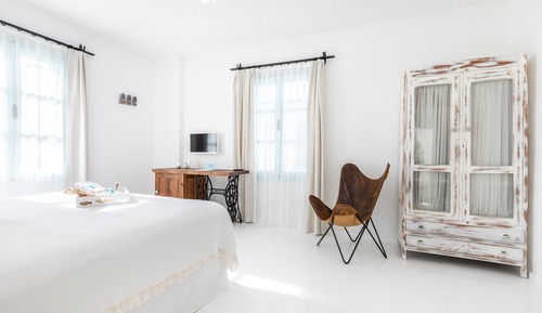 Standard Double Room, Garden View