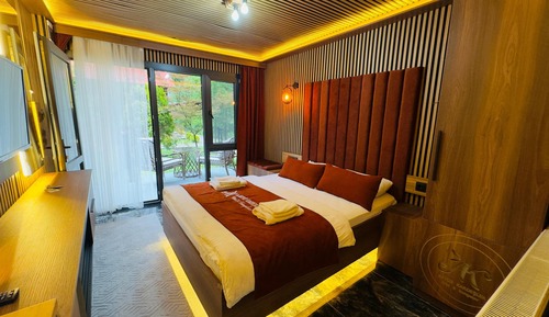 Deluxe Bungalow (2 people)