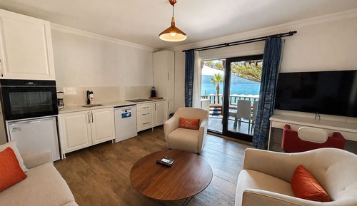 Luxury Condo, Sea View