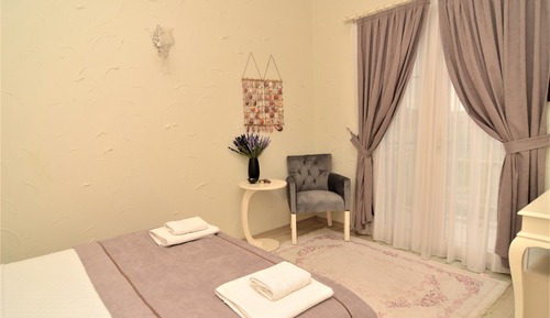 Royal Room