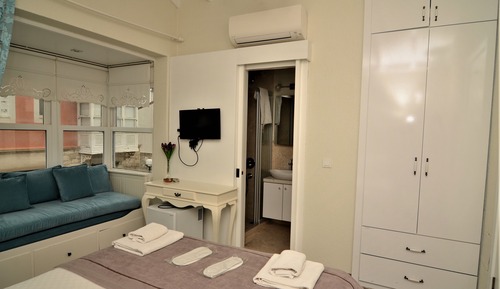 Premium Triple Room