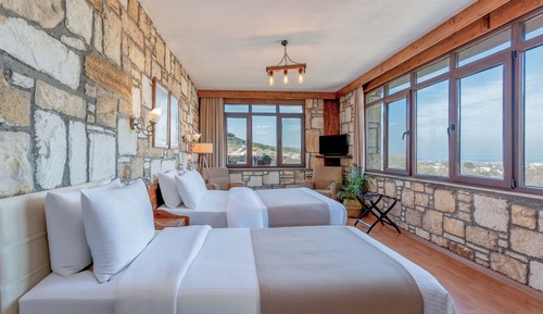 Superior Room, Multiple Beds, Sea View