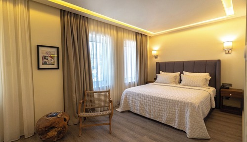 Deluxe Cift Kisilik Oda