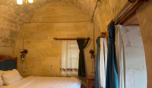 Twin Room, Lake View