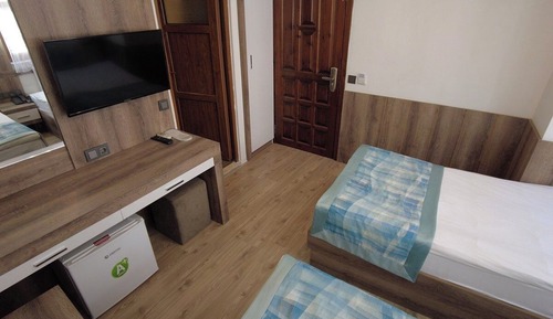 Standard Twin Room, 2 Twin Beds, City View