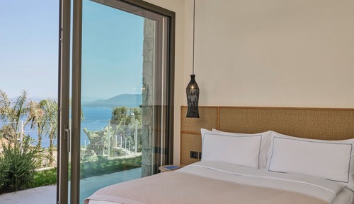 Exclusive Villa, Sea View