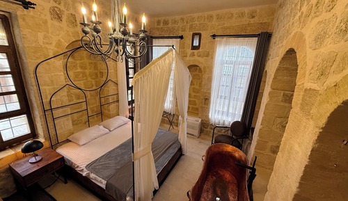 Royal Room