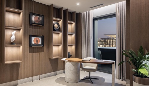 Suite, 1 King Bed, Terrace (Ambassador)