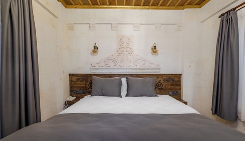 Superior Room, Balcony, Valley View