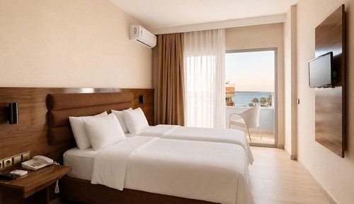 Economy Room, 2 Twin Beds, Non Smoking, Balcony