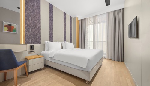 Standard Room, 1 King Bed