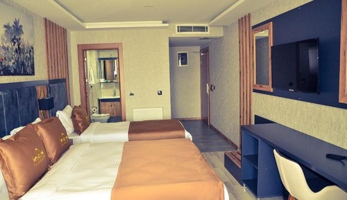 Standard Double Room, City View