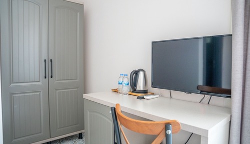 Standard Room, 1 Double Bed, Partial Sea View