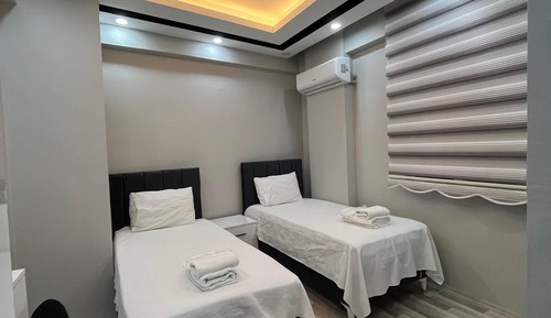 Classic Twin Room