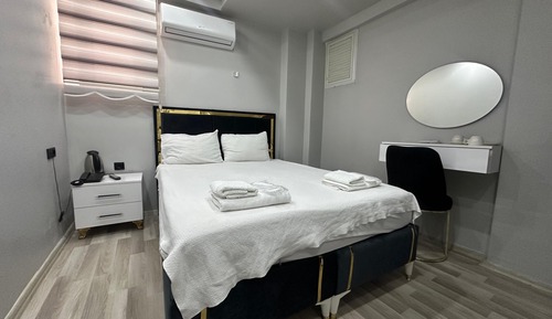 Classic Double Room