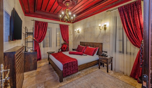 Deluxe Room With Castle View