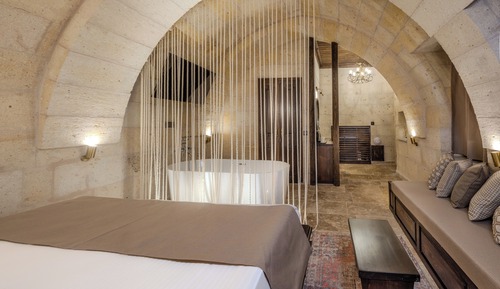 Deluxe Double Room With Bath