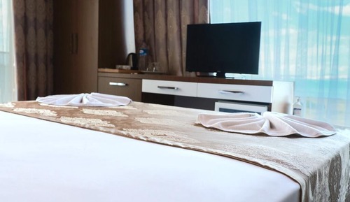 Deluxe Room, Balcony