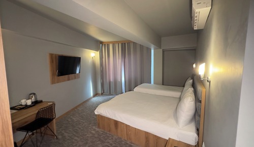 Standard Room, Multiple Beds