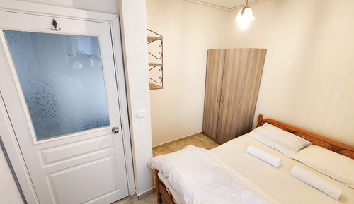 Basic Room, Garden View