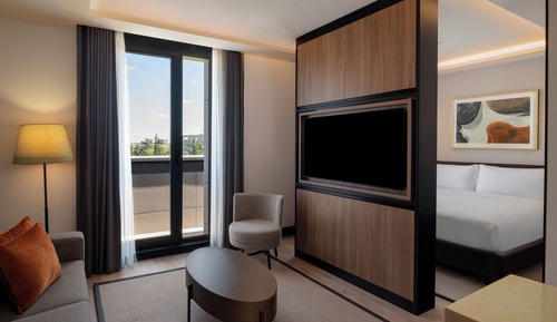 King Deluxe Room with Balcony