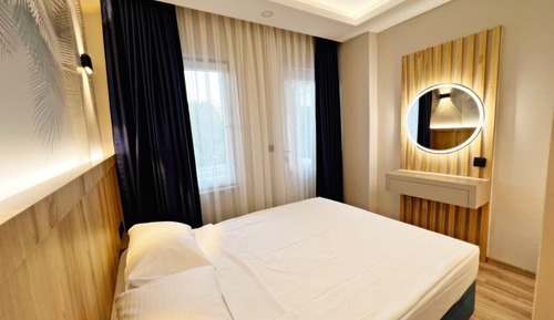 Standard Suite, Balcony, City View