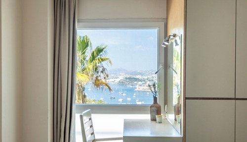 Elite Suite