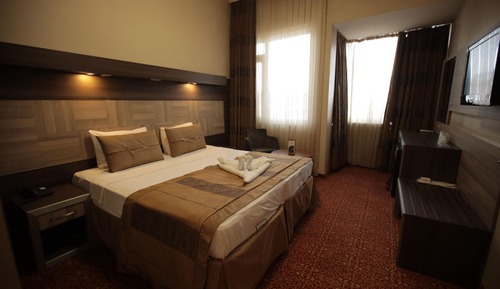 Deluxe Double Room, City View