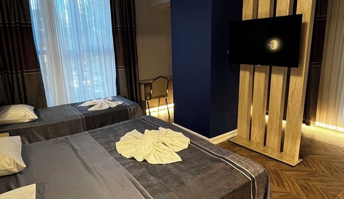 Twin Room, Air conditioning, City View