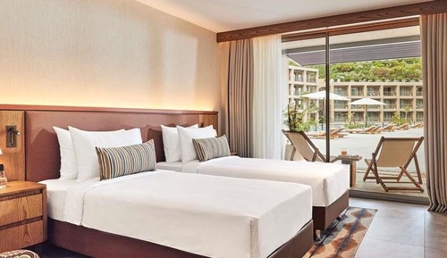 Twin Room, 2 Twin Beds, Pool View (All Access)