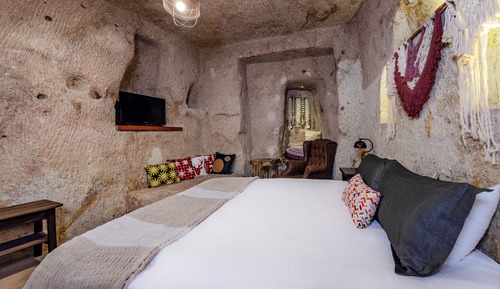 Deluxe Room, Jetted Tub
