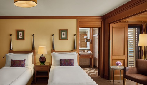 Deluxe Park View Room Twin Bed