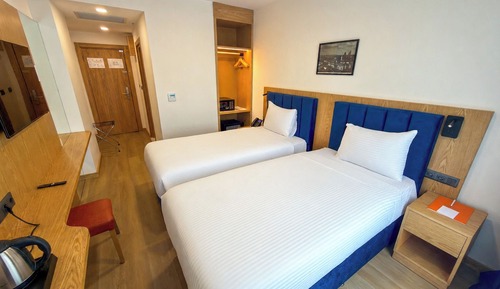 Superior Twin Room, City View